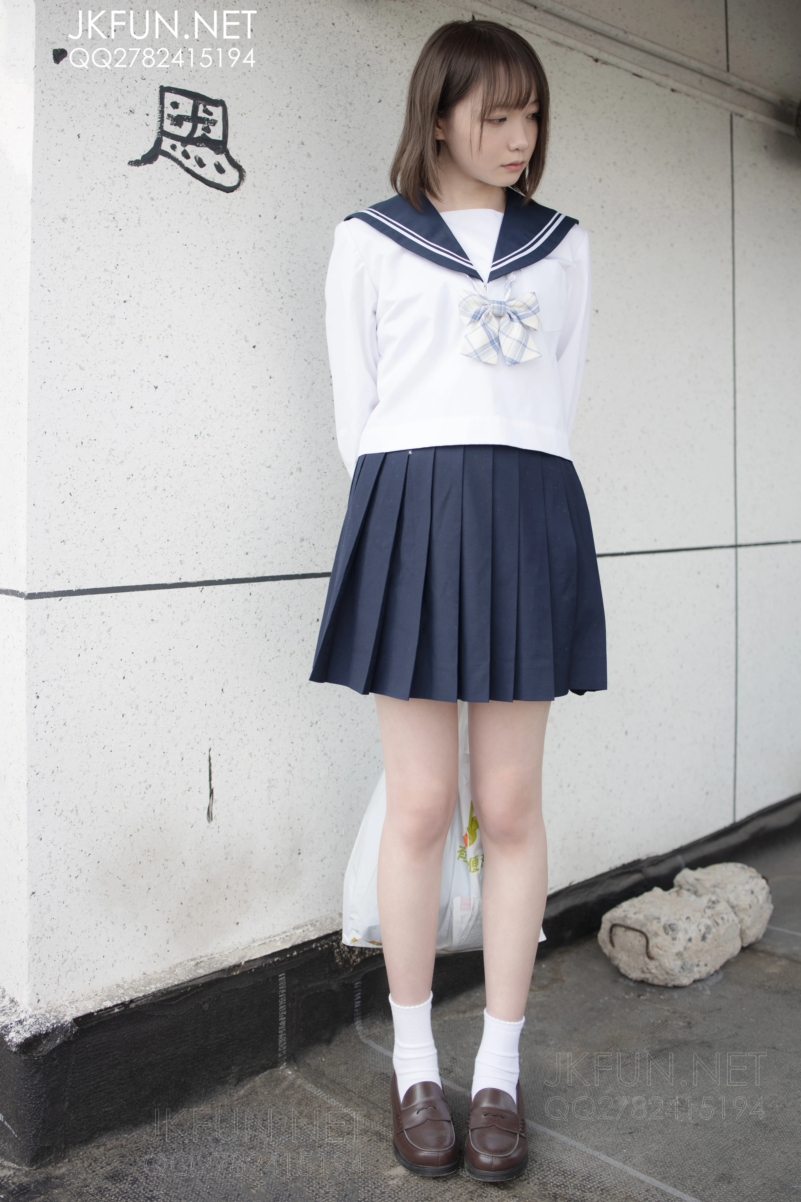 森萝财团 [JKFUN-002] Aika 可爱学妹丝足 [230P 1V]插图